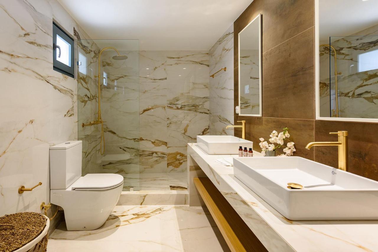 Villa Complex White And Rocks Parikia  Exterior photo