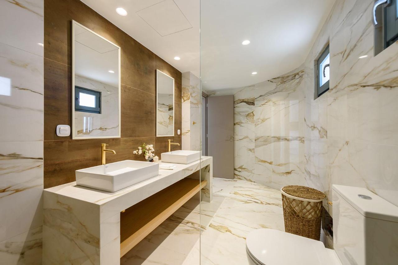 Villa Complex White And Rocks Parikia  Exterior photo